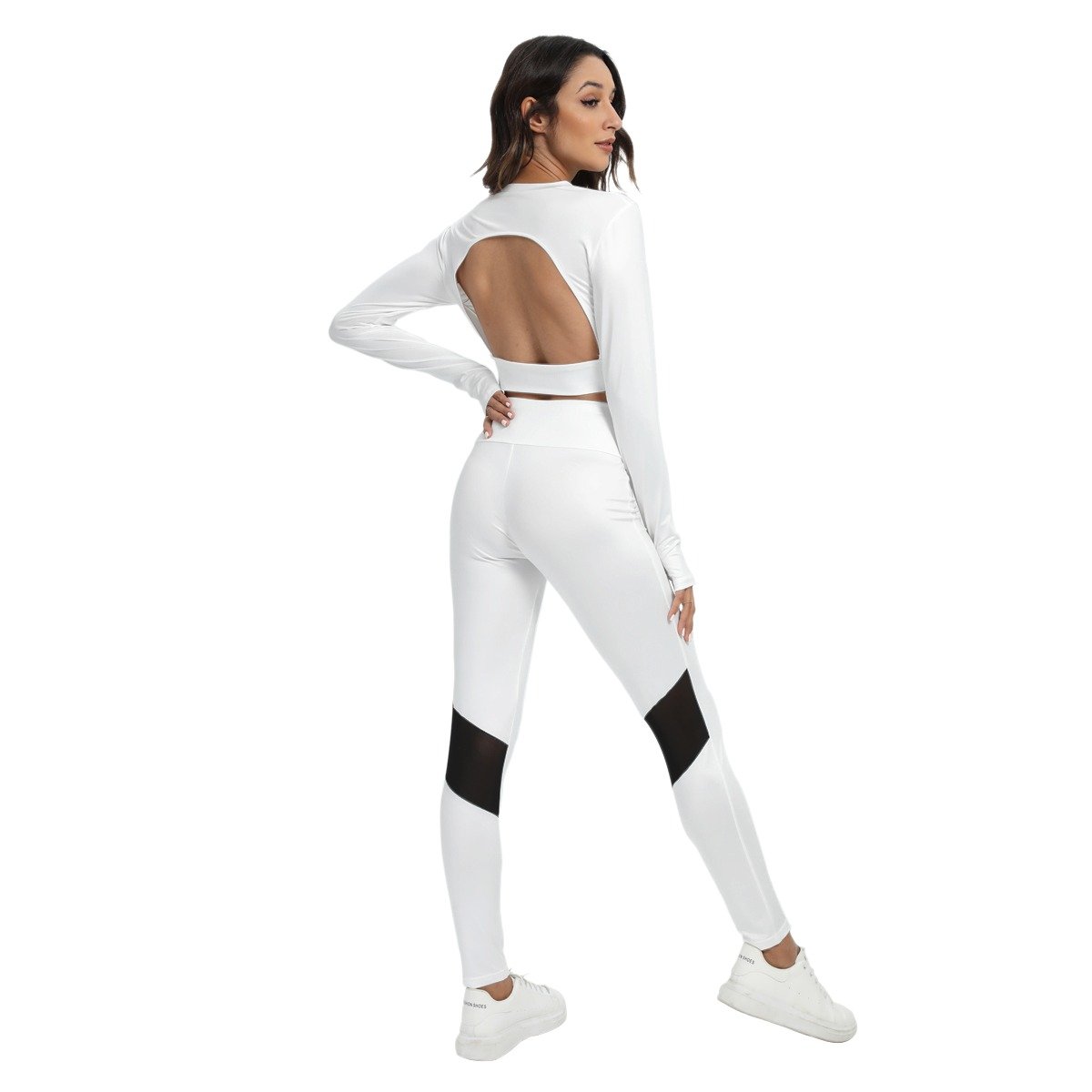 Sport Set With Backless Top And Leggings - Image 3